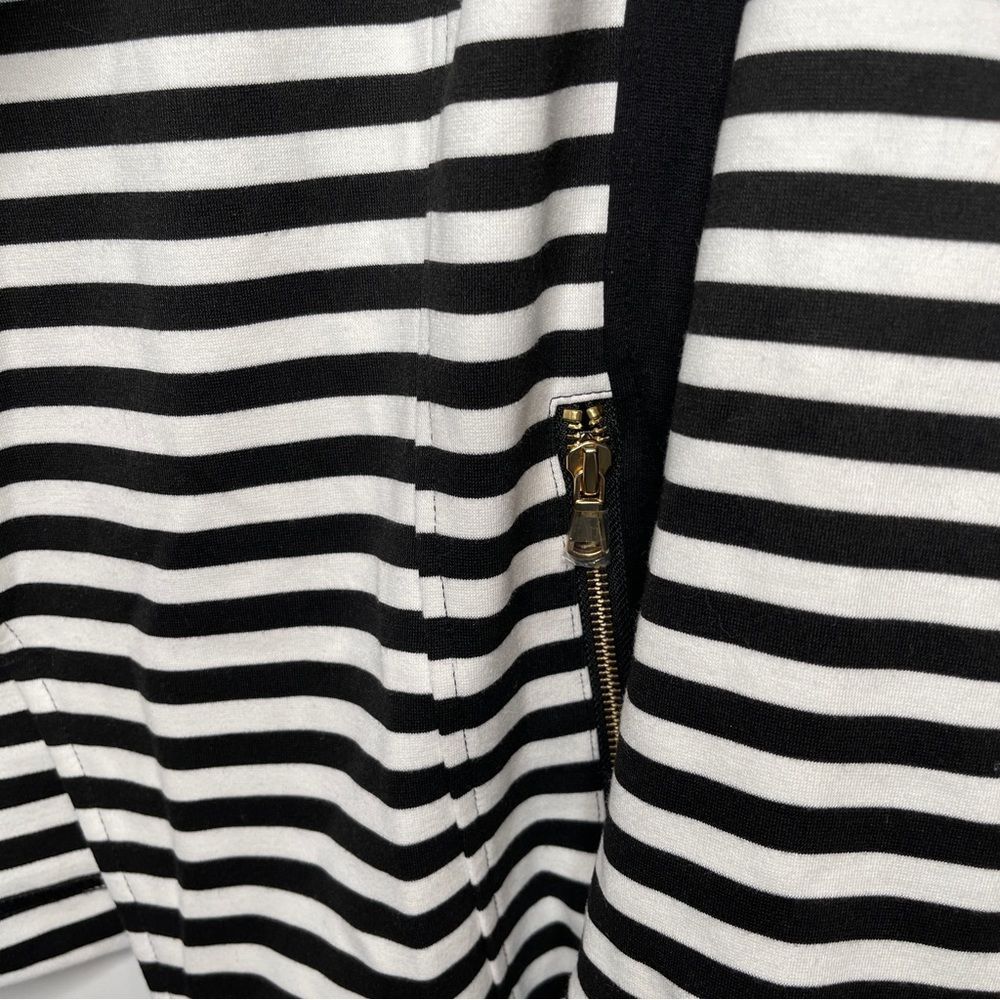 Chico’s Cropped Stripped Jacket - image 2